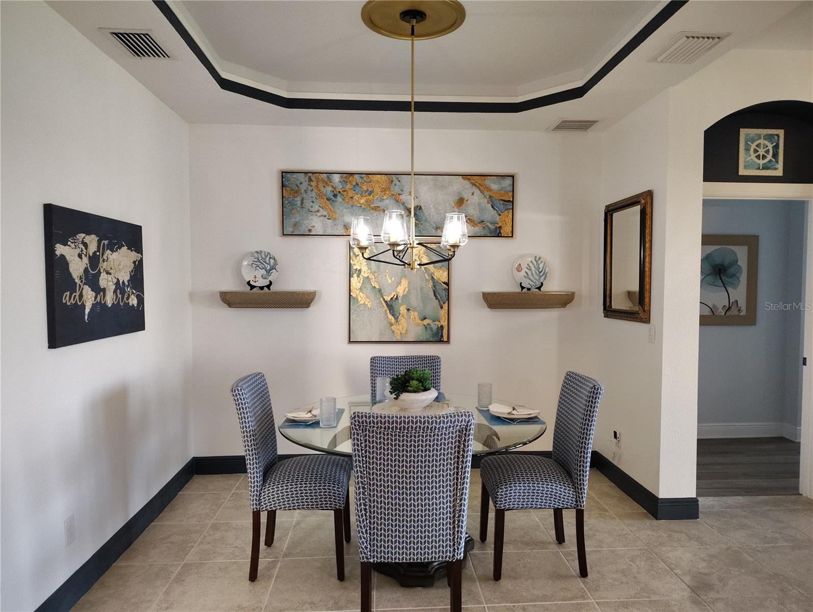 Image 9 of 79 For 1241 Riverscape Street B