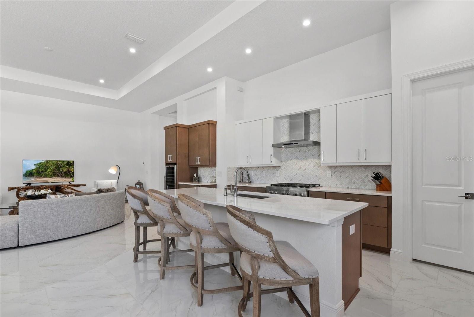 Image 14 of 54 For 8982 Baroque Terrace