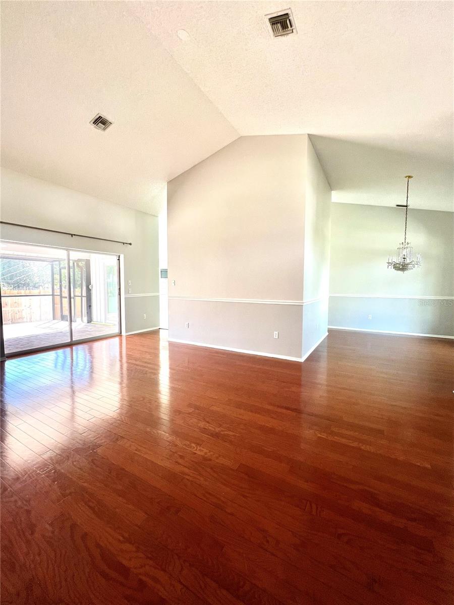Image 10 of 24 For 3352 Papaya Road