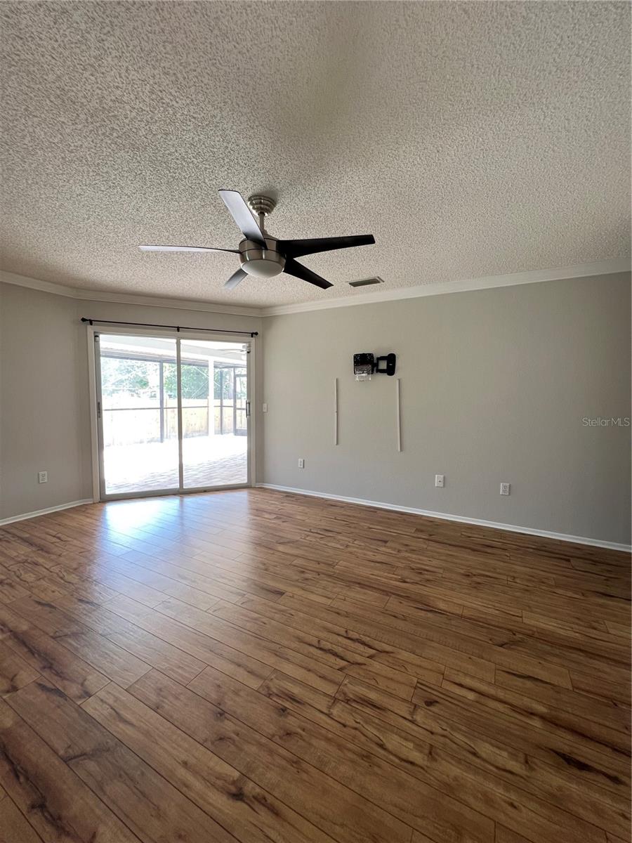 Image 8 of 24 For 3352 Papaya Road