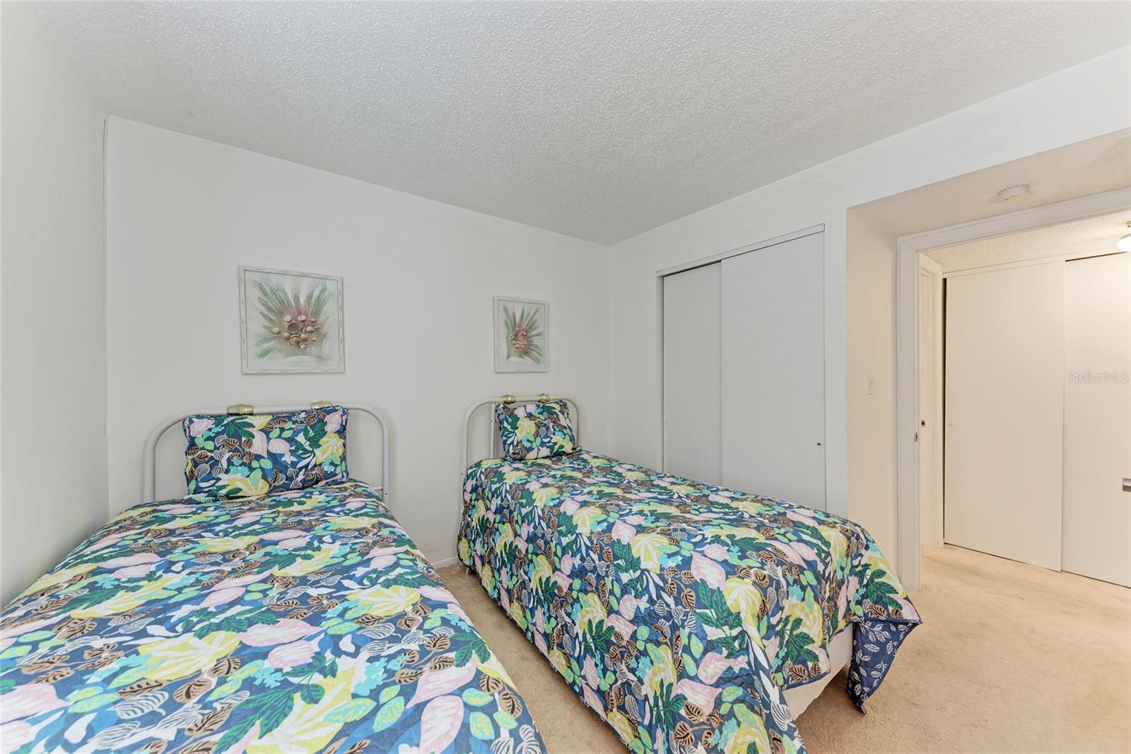 Image 20 of 29 For 3801 Lake Bayshore Drive H413