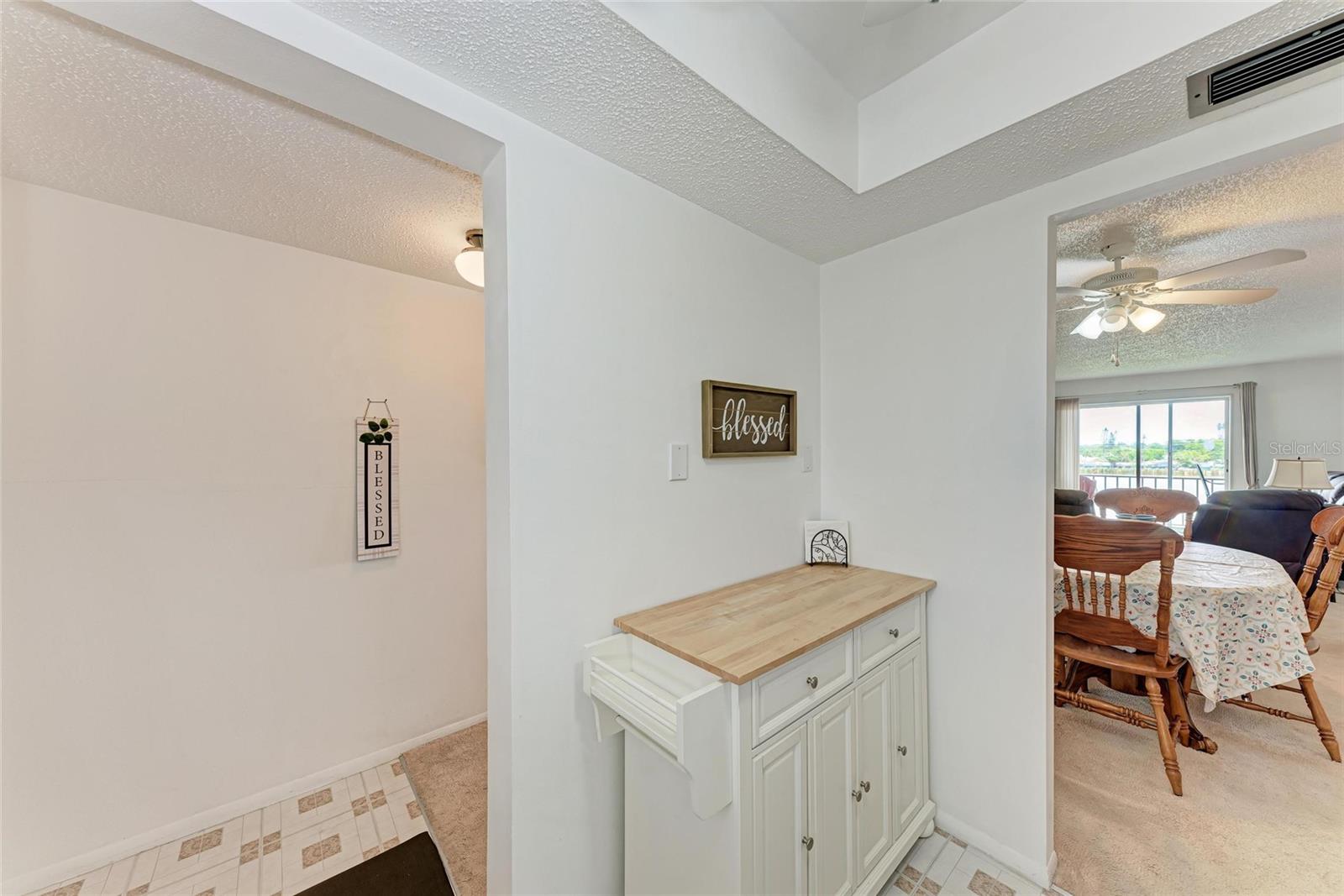 Image 9 of 29 For 3801 Lake Bayshore Drive H413