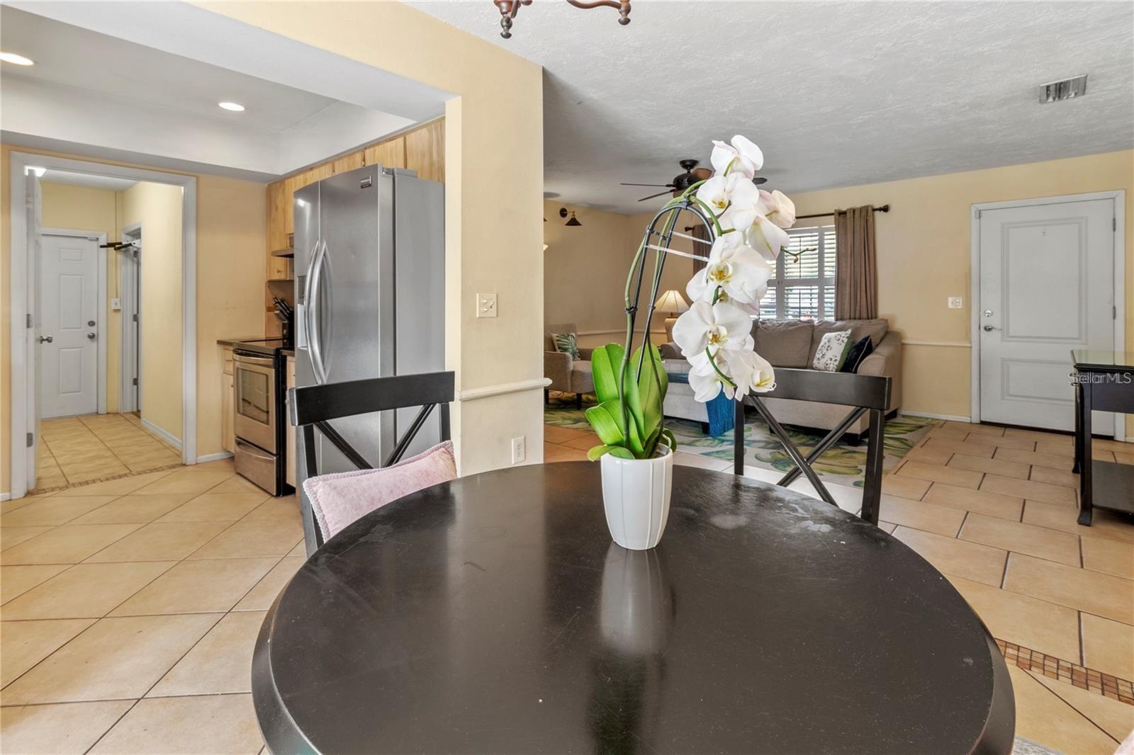 Listing photo id 10 for 3314 Island Date Circle