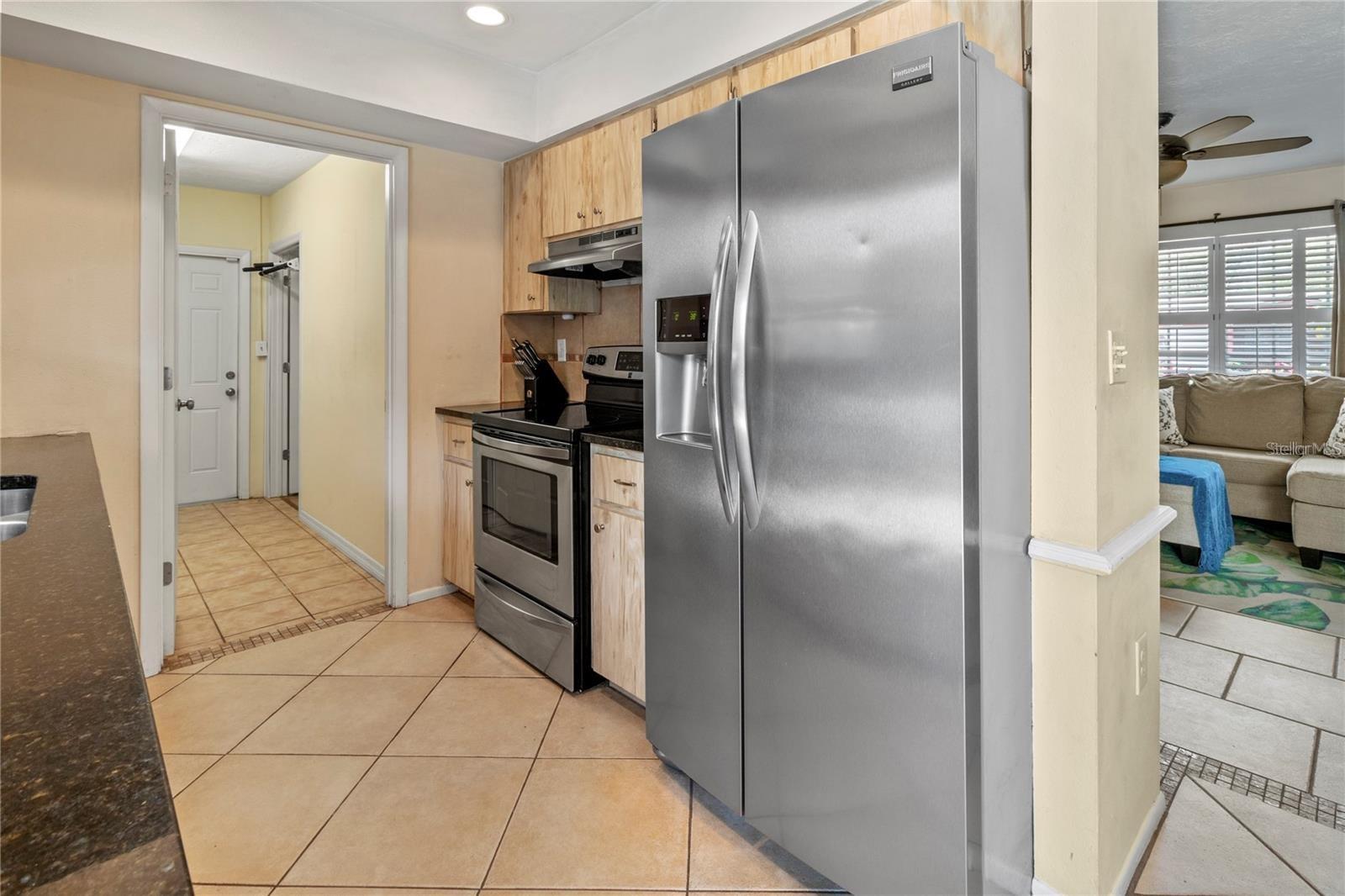 Listing photo id 13 for 3314 Island Date Circle