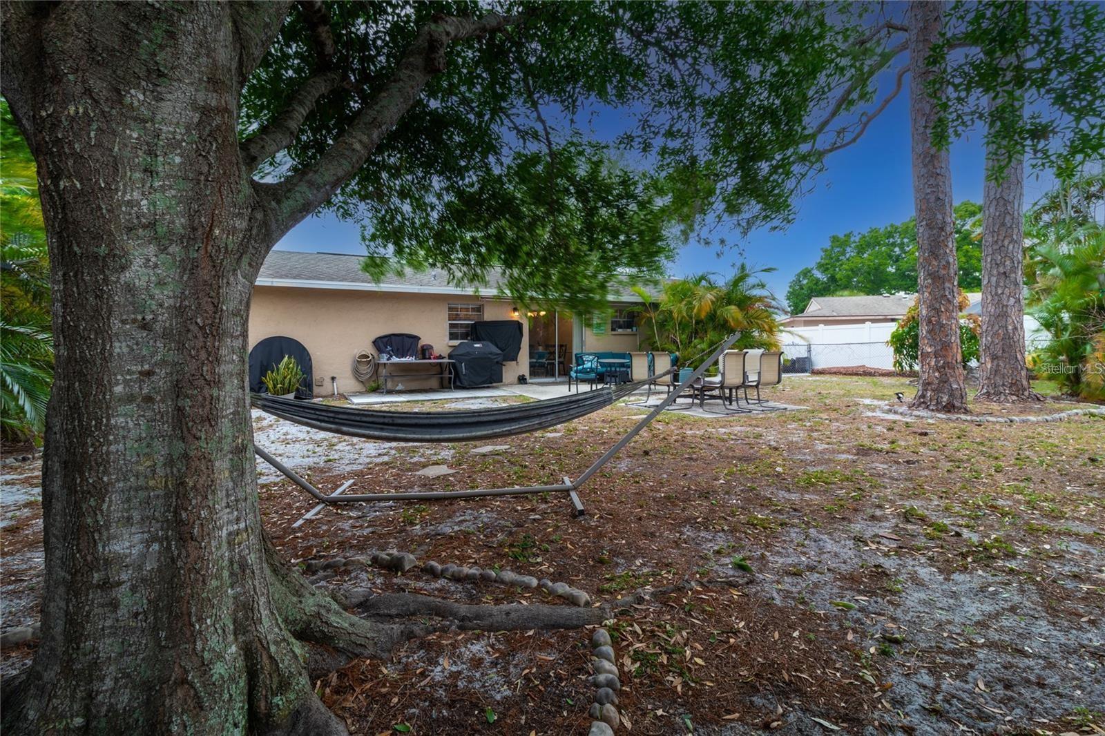 Listing photo id 36 for 3314 Island Date Circle