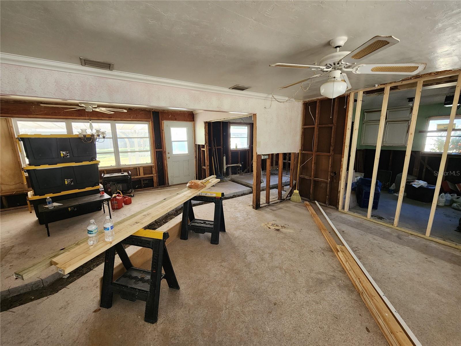 Image 2 of 10 For 3109 Alta Vista Street