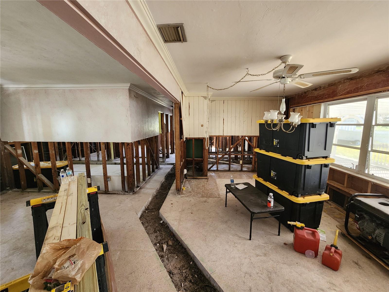 Image 6 of 10 For 3109 Alta Vista Street