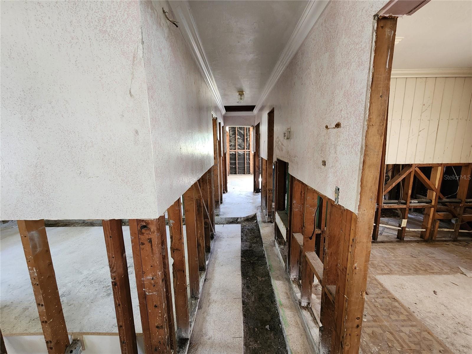 Image 7 of 10 For 3109 Alta Vista Street