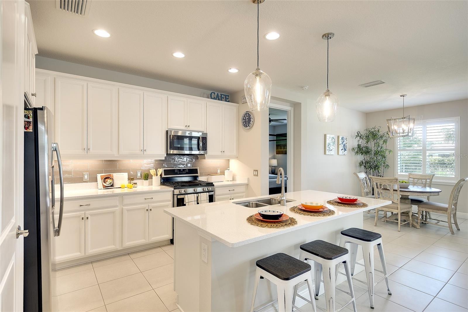 Image 14 of 41 For 8077 Sandstar Way