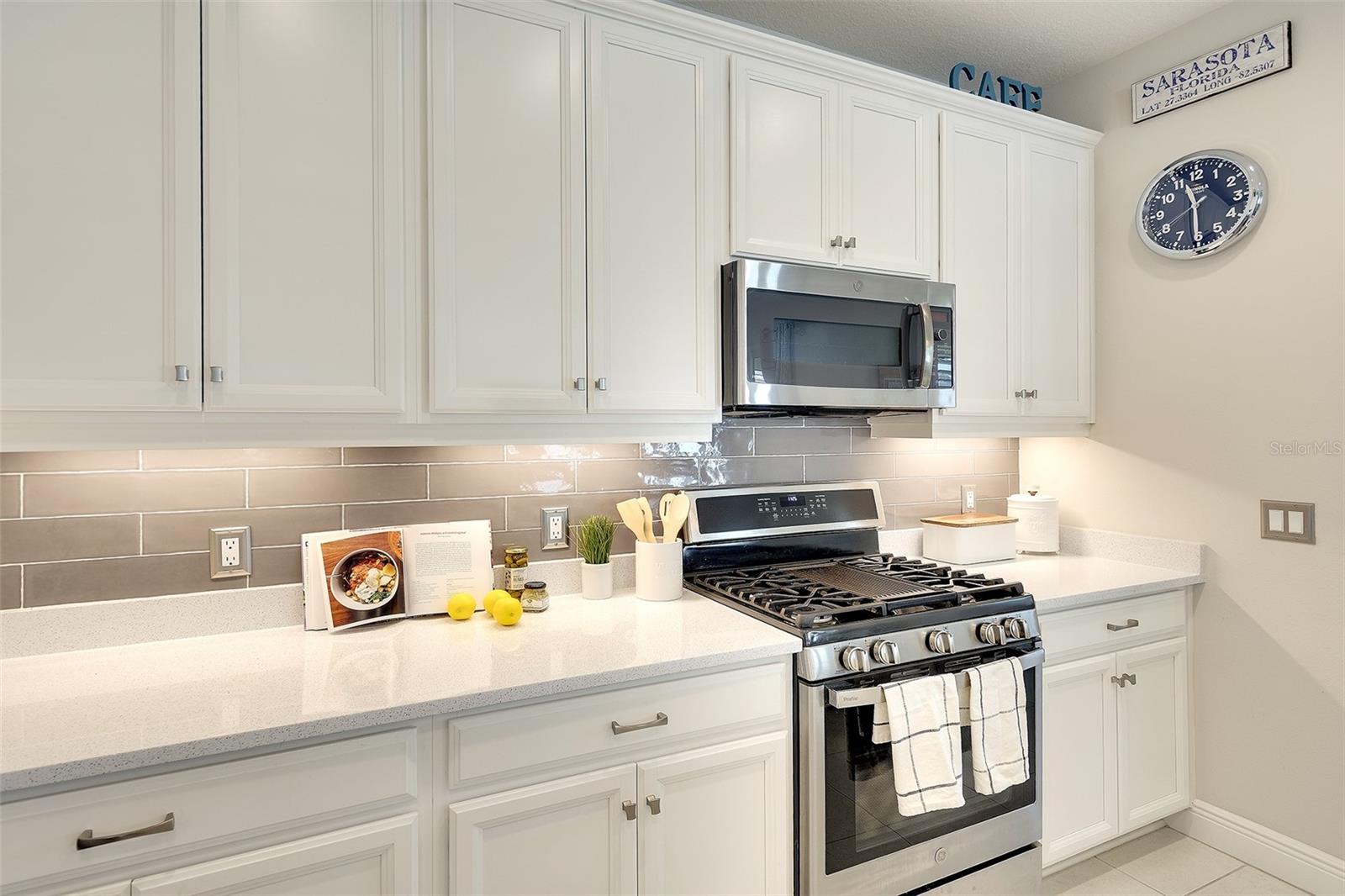 Image 15 of 41 For 8077 Sandstar Way