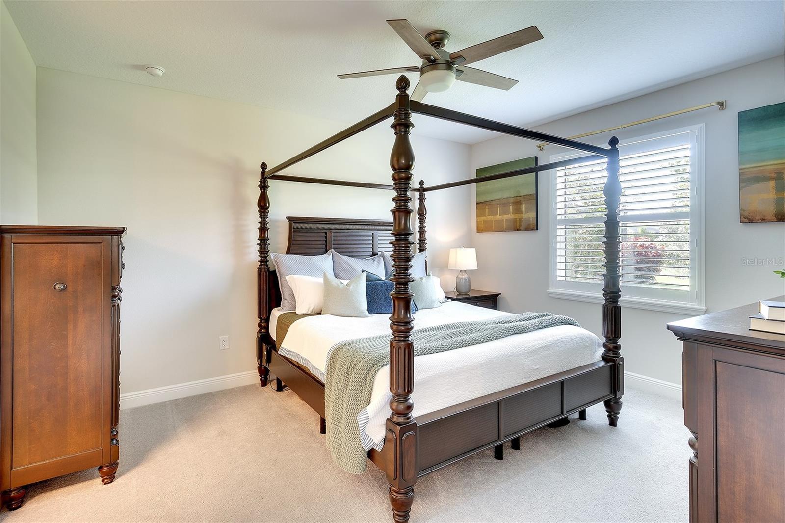 Image 19 of 41 For 8077 Sandstar Way