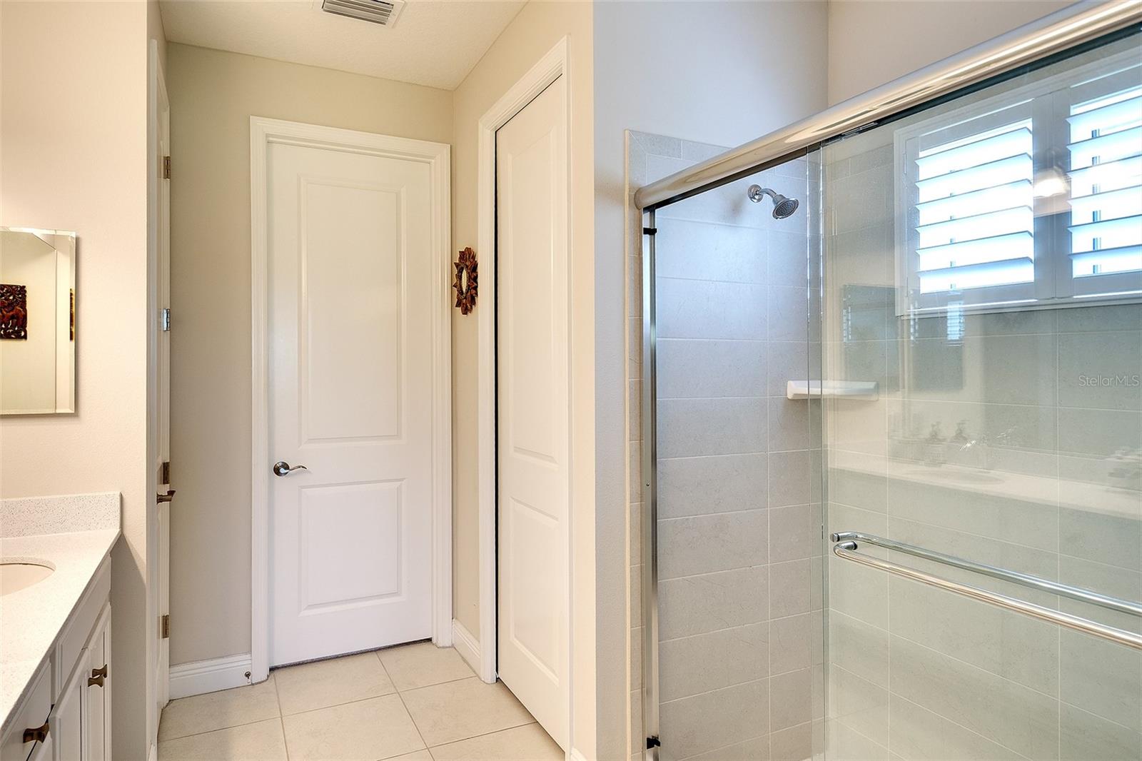 Image 22 of 41 For 8077 Sandstar Way