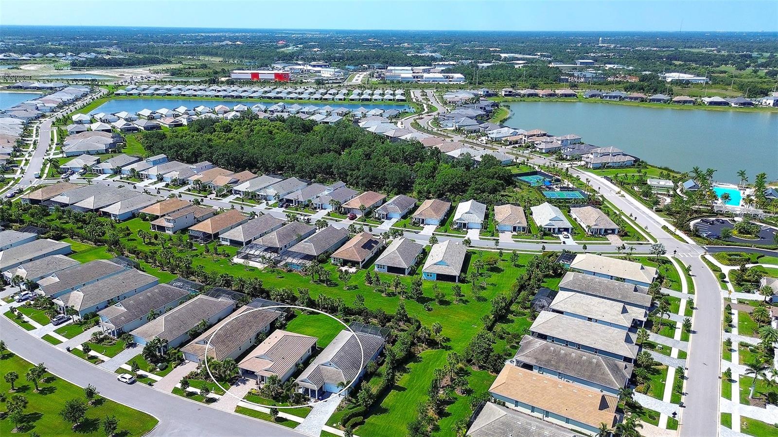 Image 34 of 41 For 8077 Sandstar Way