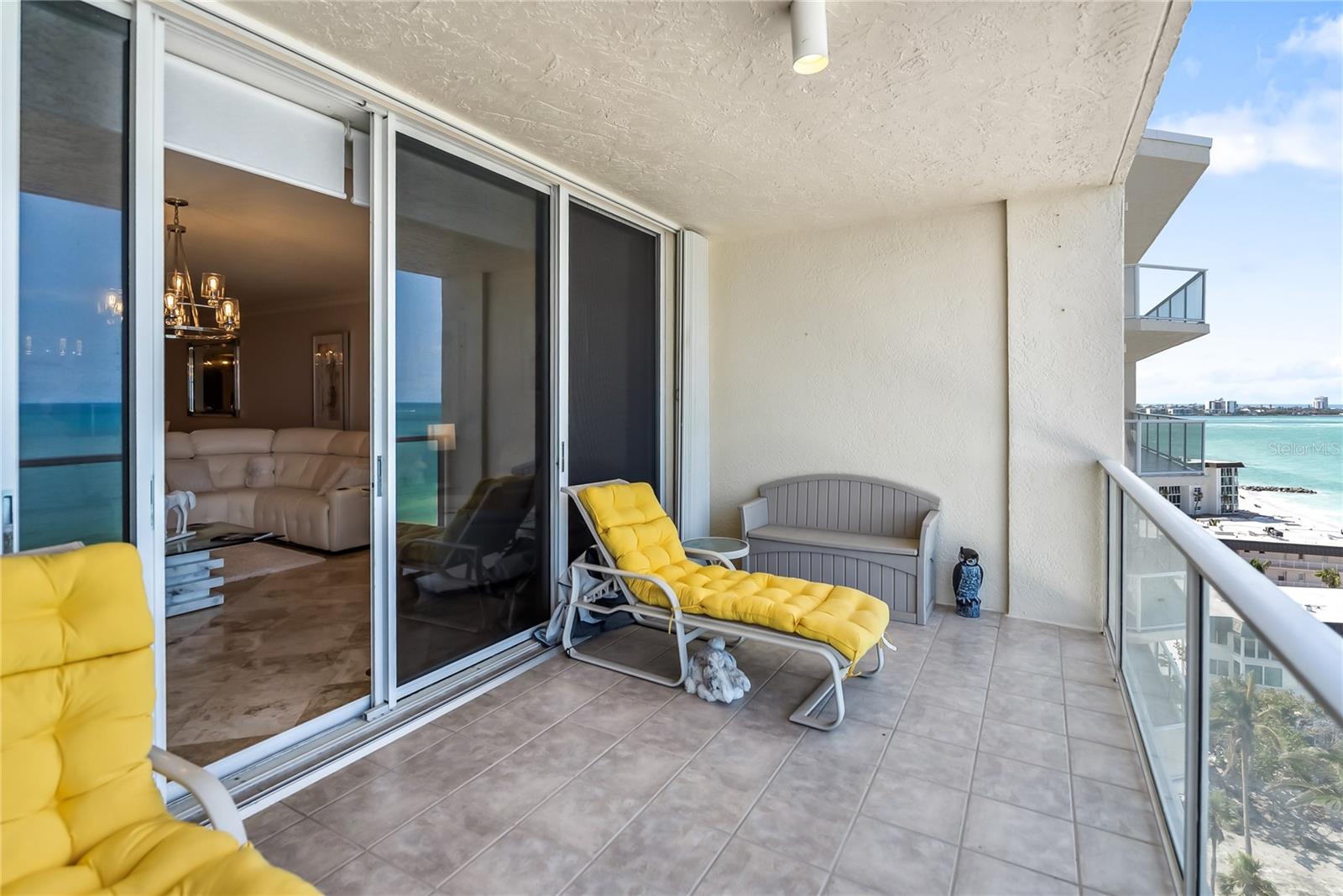 Listing photo id 52 for 1800 Benjamin Franklin Drive B1009