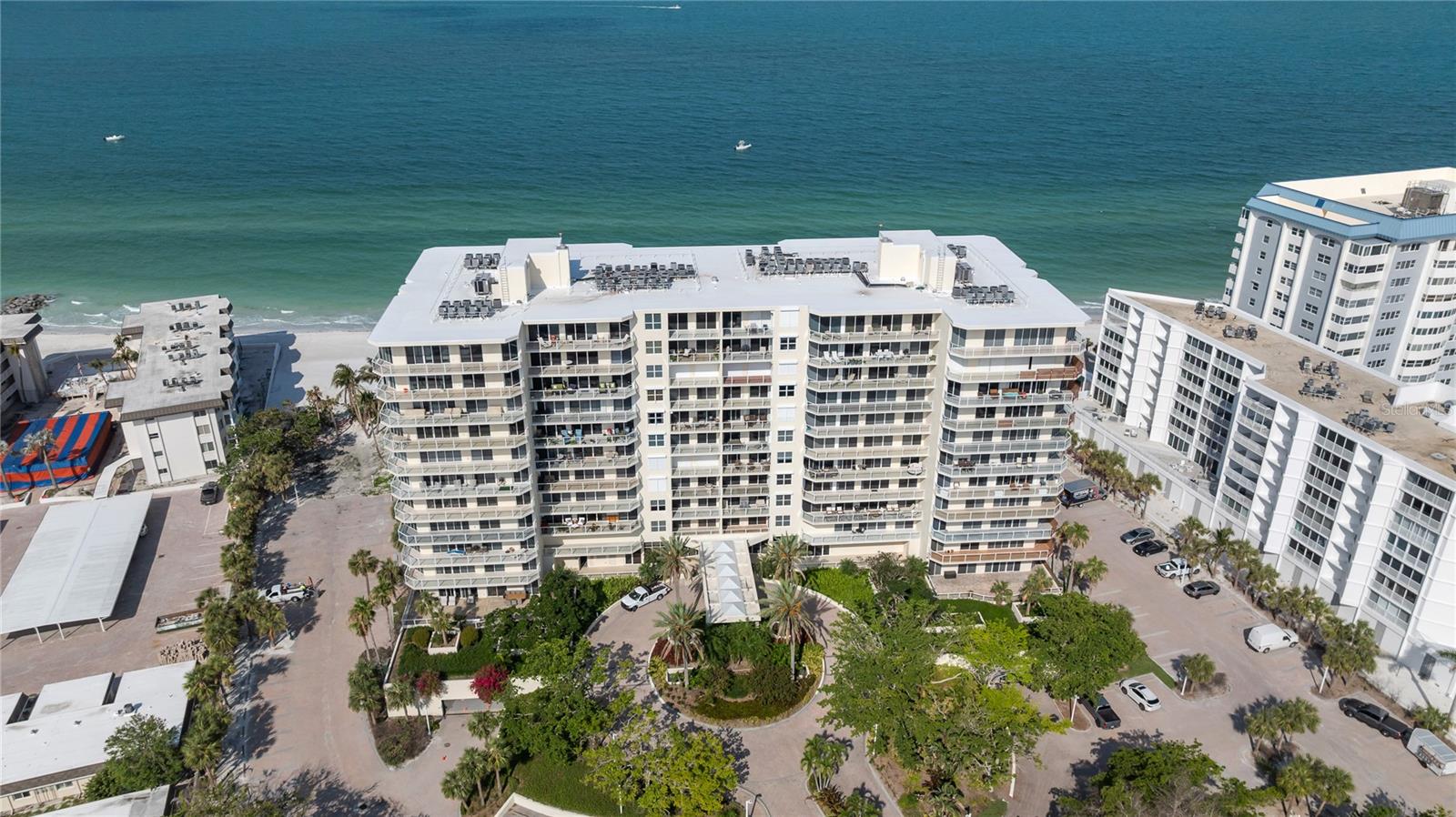 Listing photo id 67 for 1800 Benjamin Franklin Drive B1009