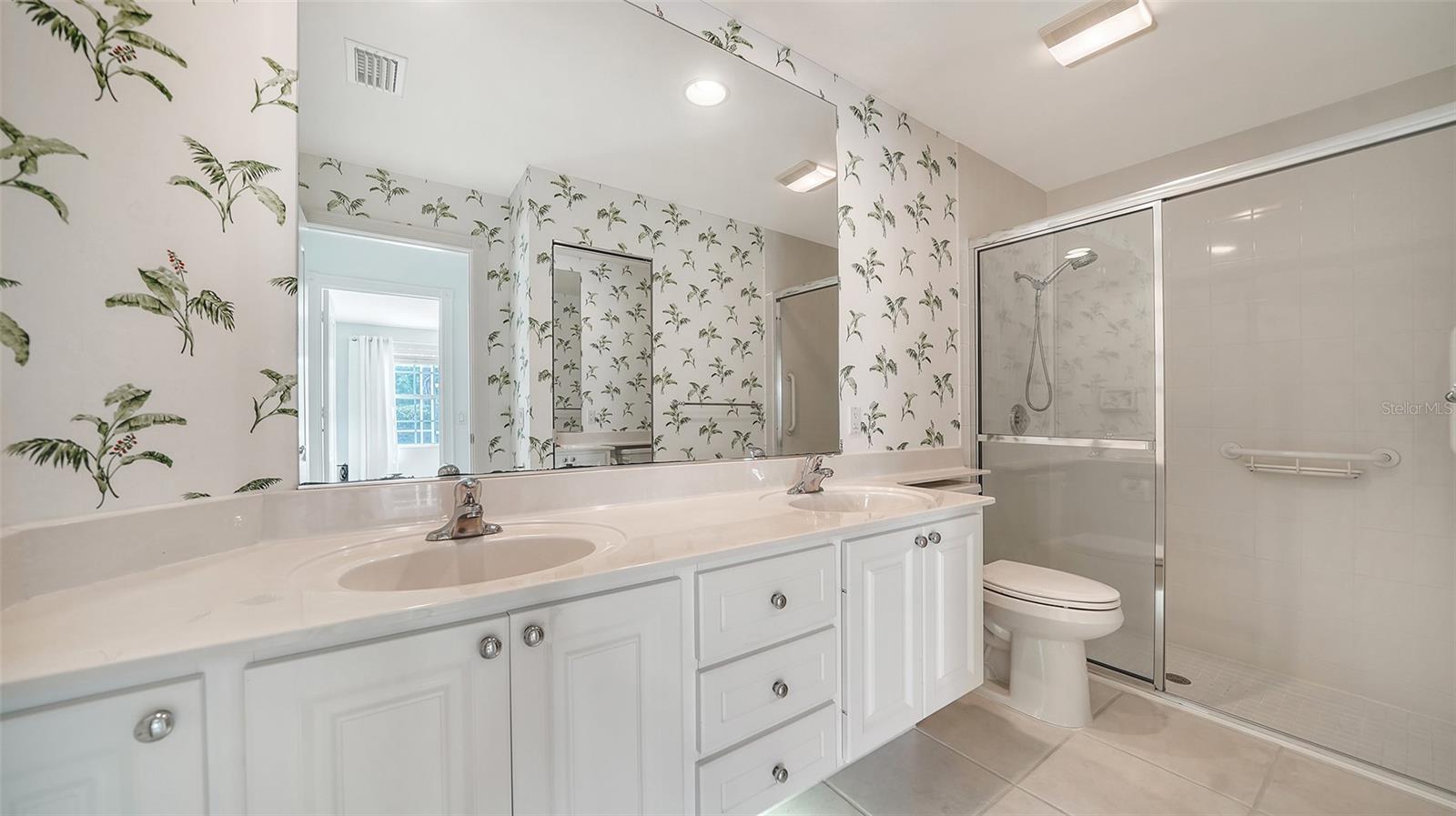 Image 20 of 35 For 5566 Avellino Place