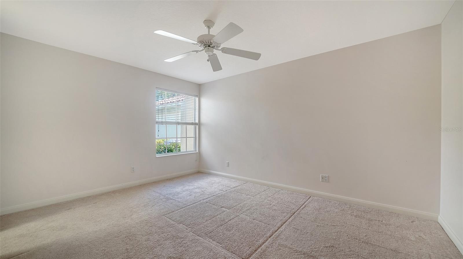 Image 21 of 35 For 5566 Avellino Place