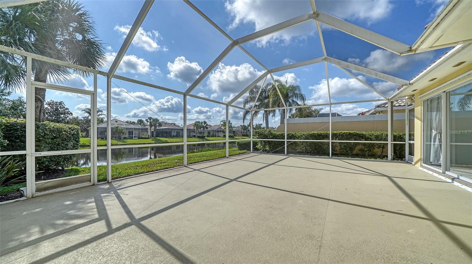 Image 27 of 35 For 5566 Avellino Place