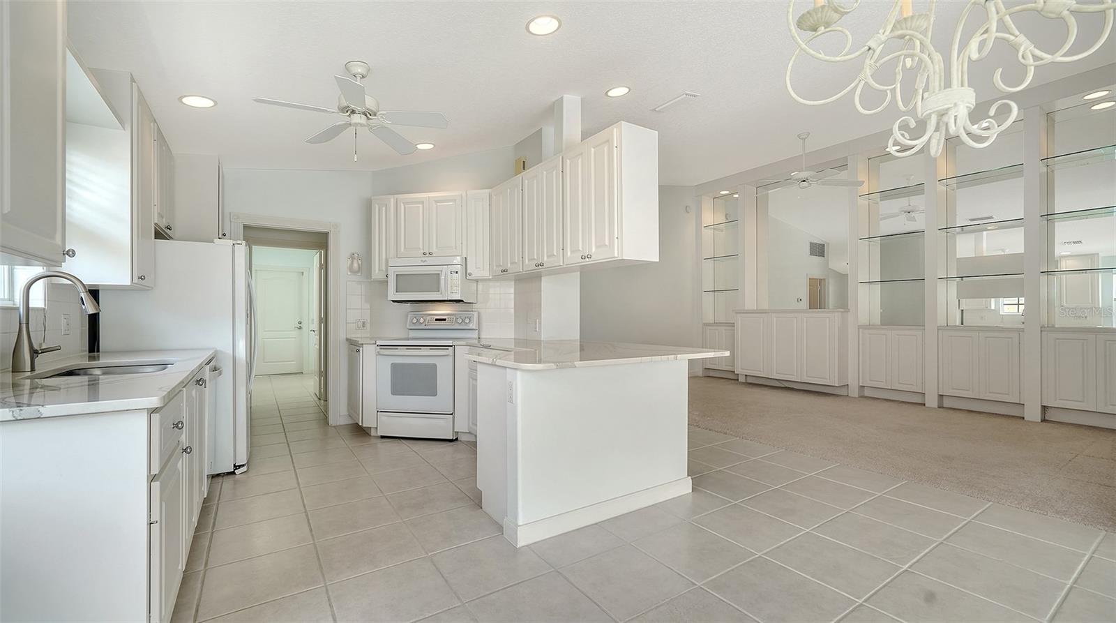 Image 7 of 35 For 5566 Avellino Place