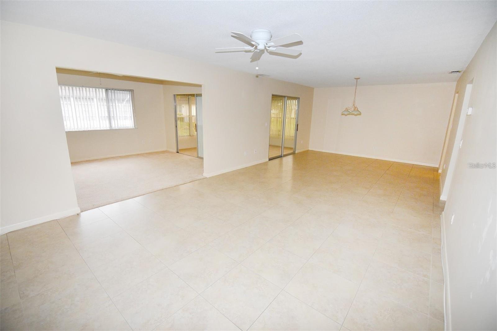 Image 4 of 19 For 3961 Ashwood Lane 44