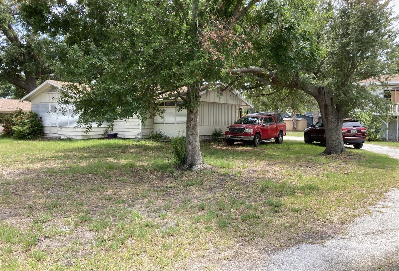 Image 2 of 23 For 104 22nd Street Court E