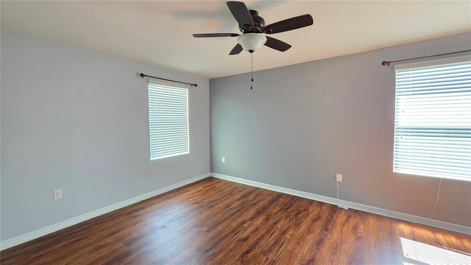 Image 22 of 42 For 4545 Long Branch Lane