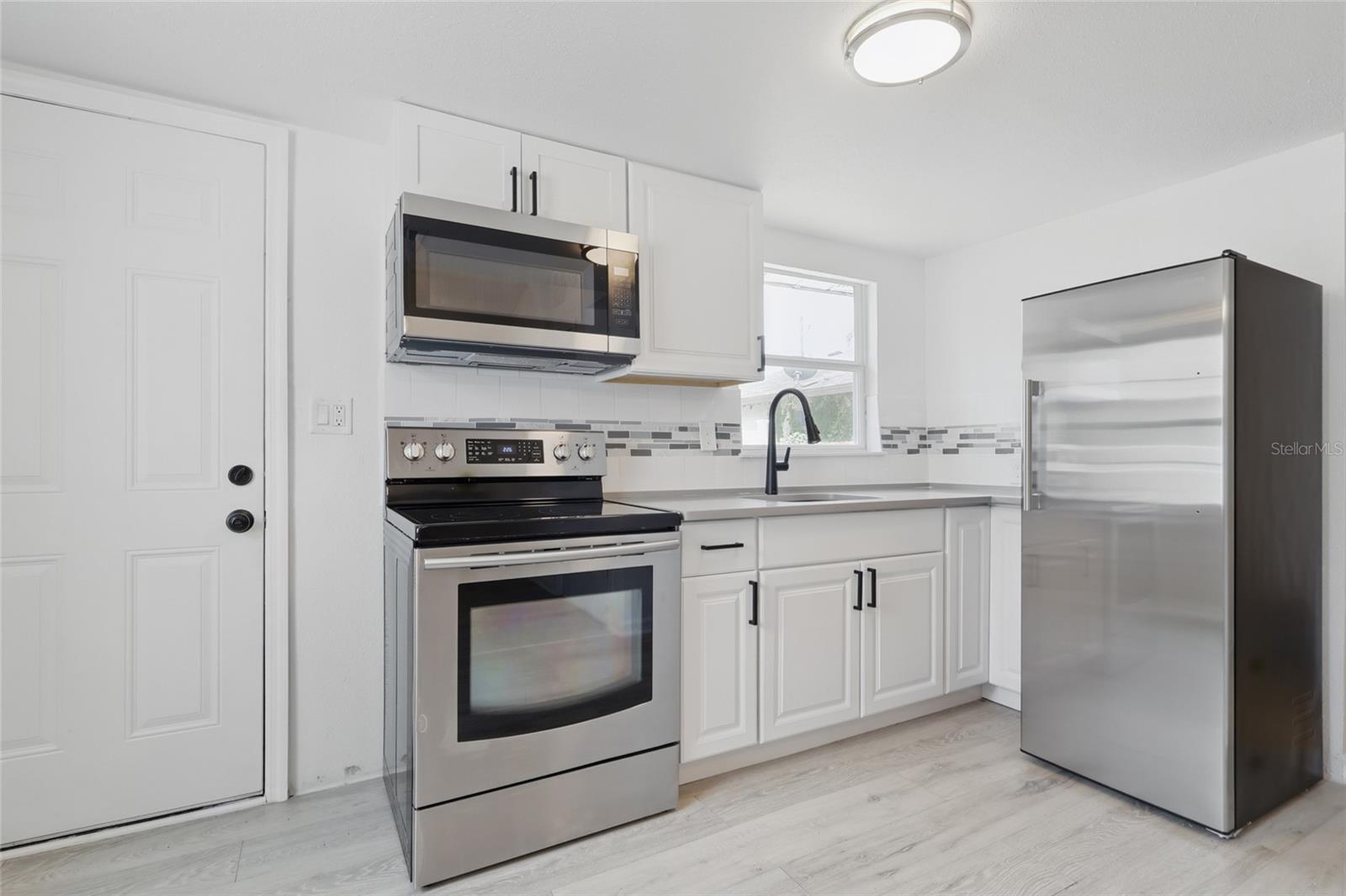 Image 5 of 19 For 2652 26th Street