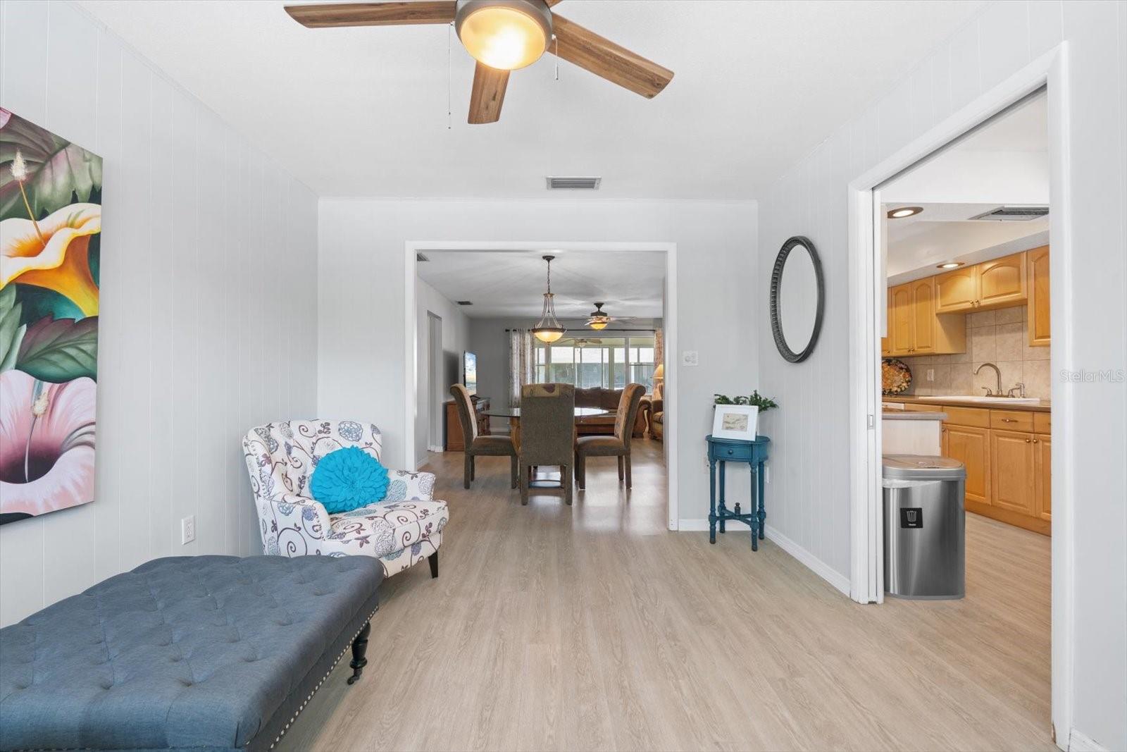 Image 10 of 48 For 2503 Beneva Road 7