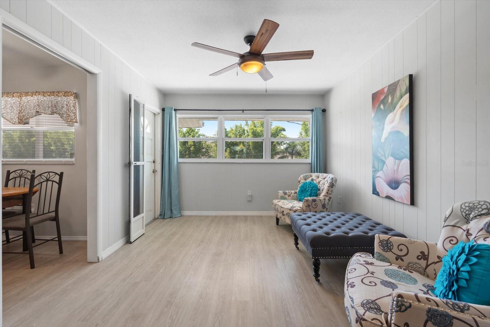 Image 11 of 48 For 2503 Beneva Road 7