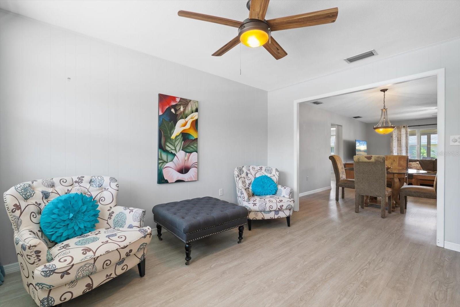 Image 9 of 48 For 2503 Beneva Road 7