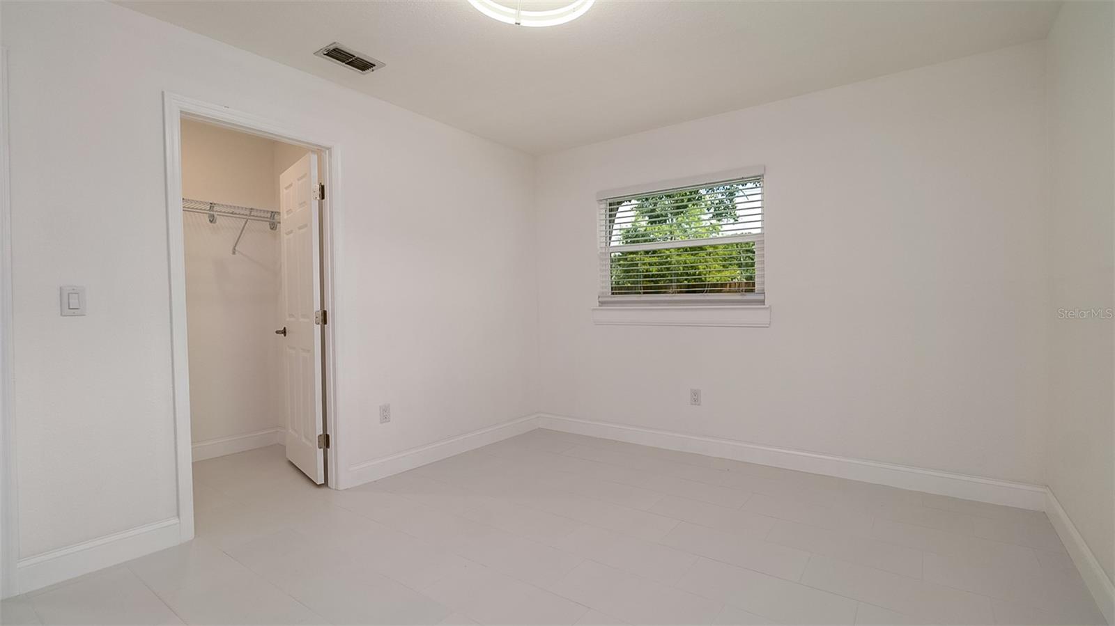 Image 23 of 34 For 2702 45th Street S