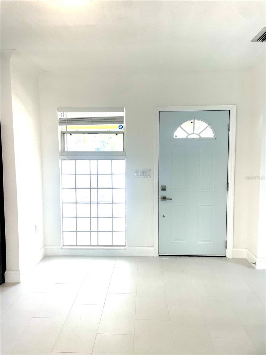 Image 5 of 19 For 2702 45th Street S