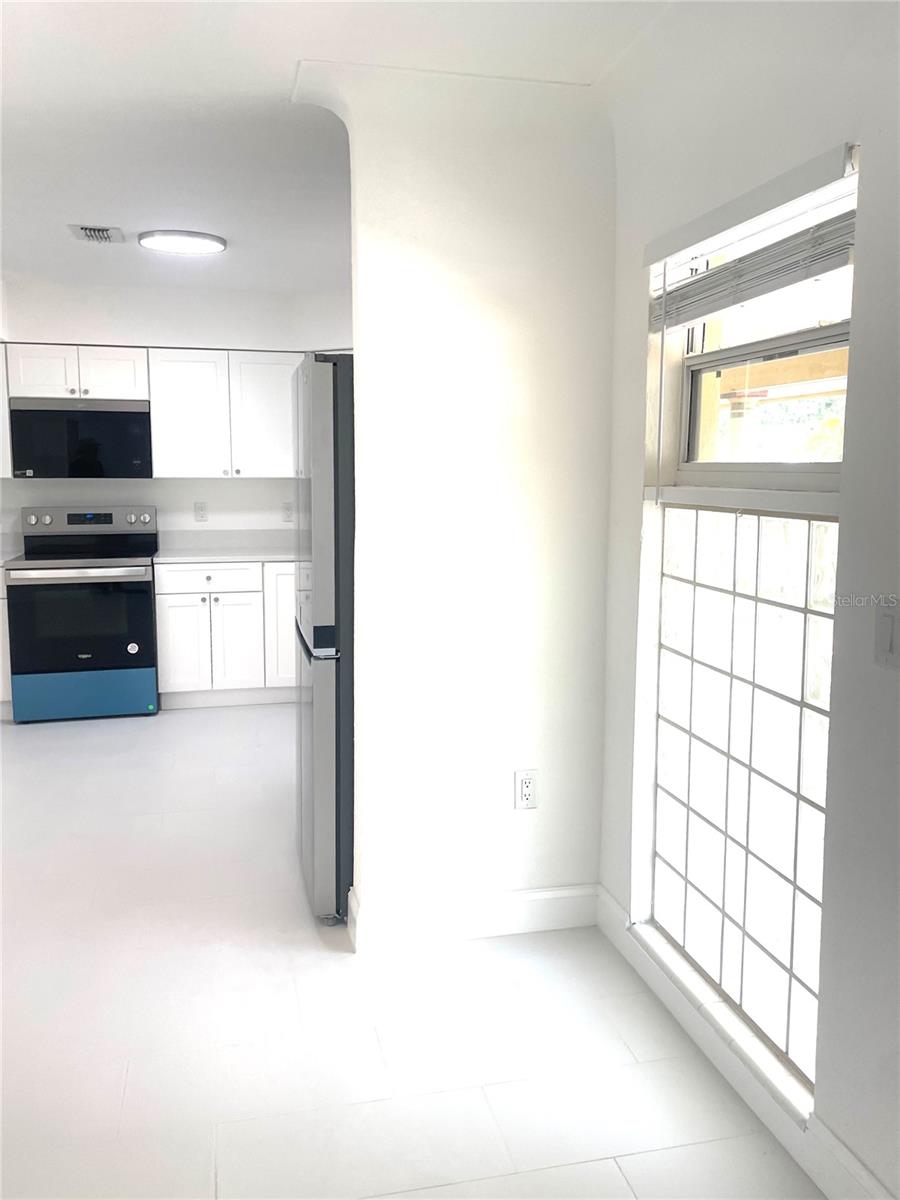 Image 9 of 19 For 2702 45th Street S