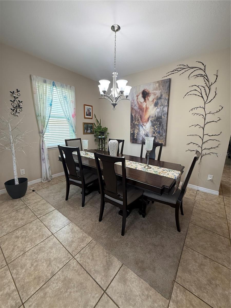 Image 10 of 58 For 6121 35th Court E