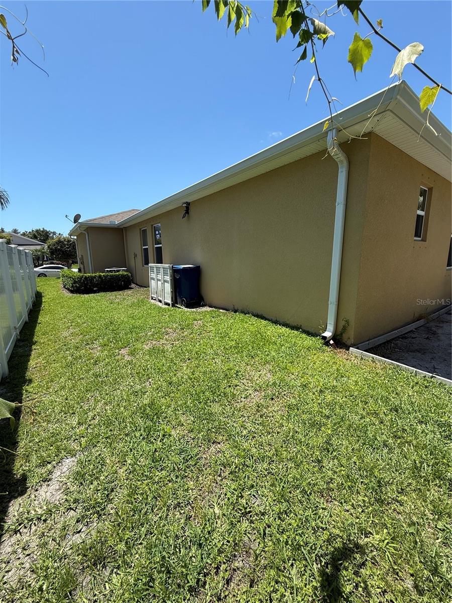 Image 52 of 58 For 6121 35th Court E