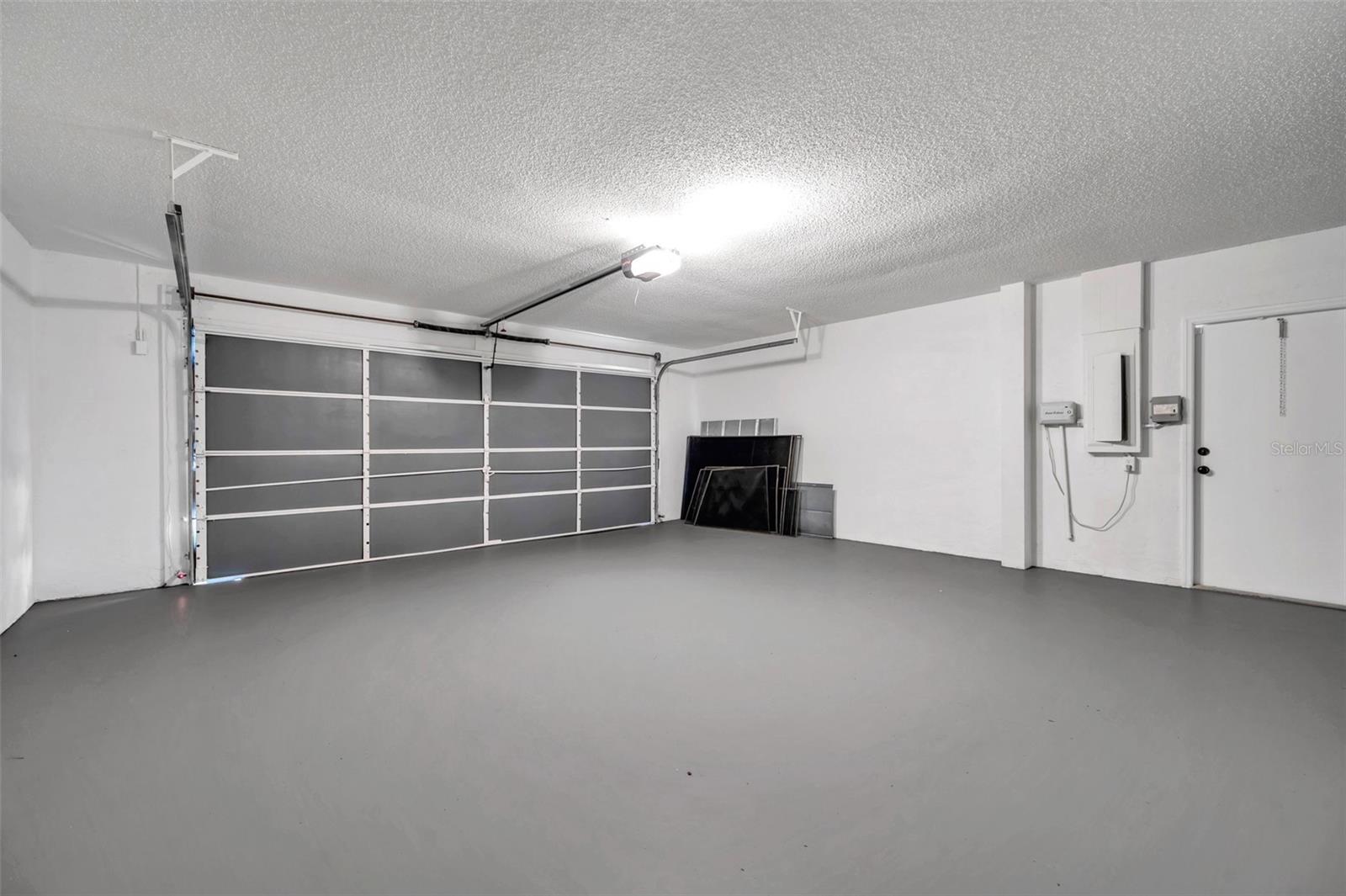 Image 36 of 39 For 5125 Palm Aire Drive