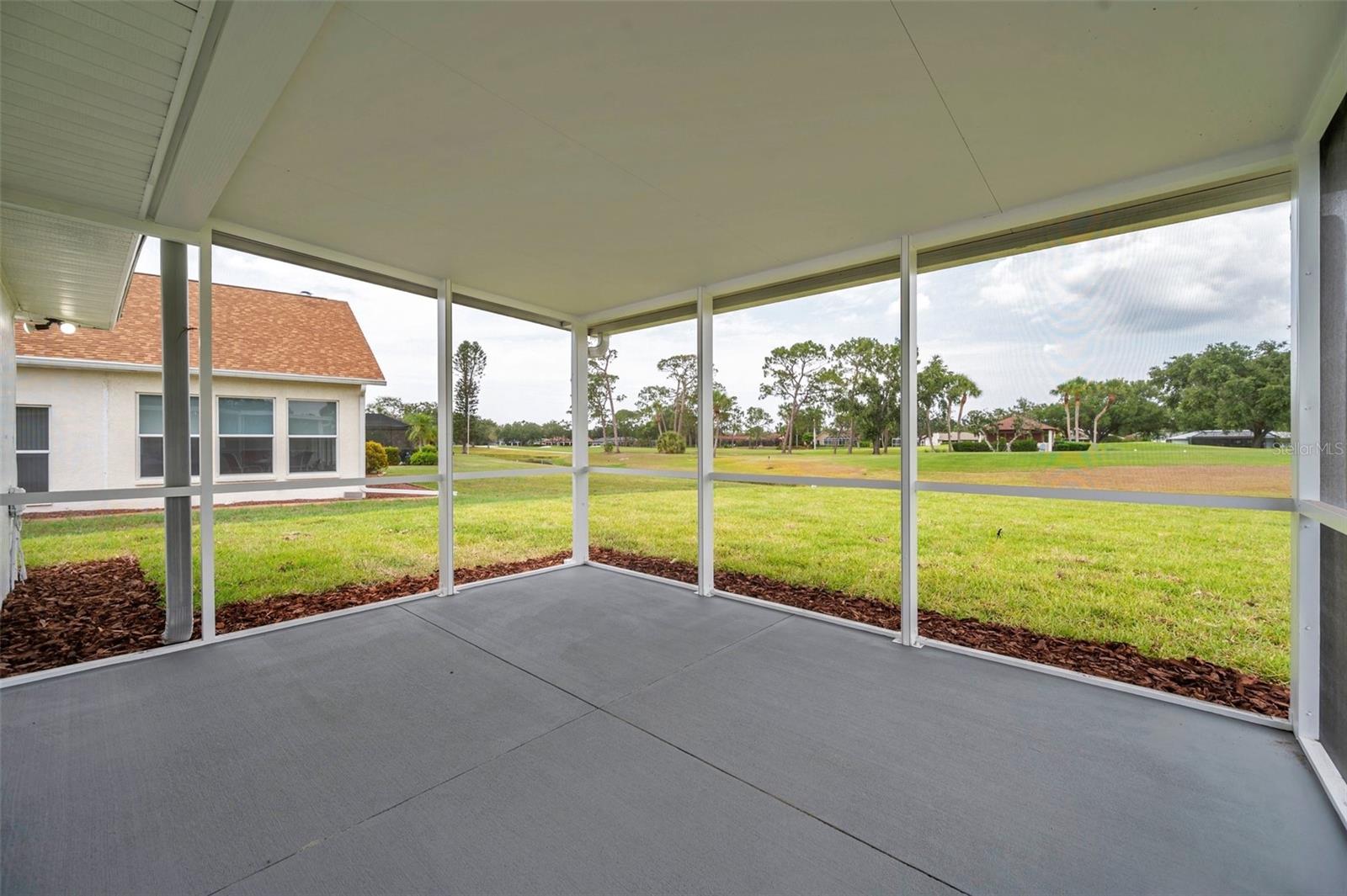 Image 37 of 39 For 5125 Palm Aire Drive
