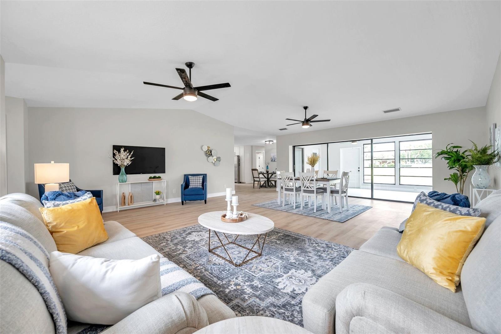 Image 6 of 39 For 5125 Palm Aire Drive
