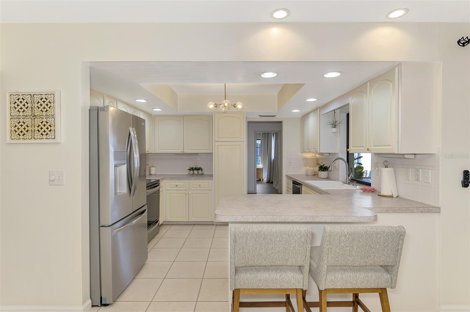 Image 16 of 40 For 2221 Pine View Circle