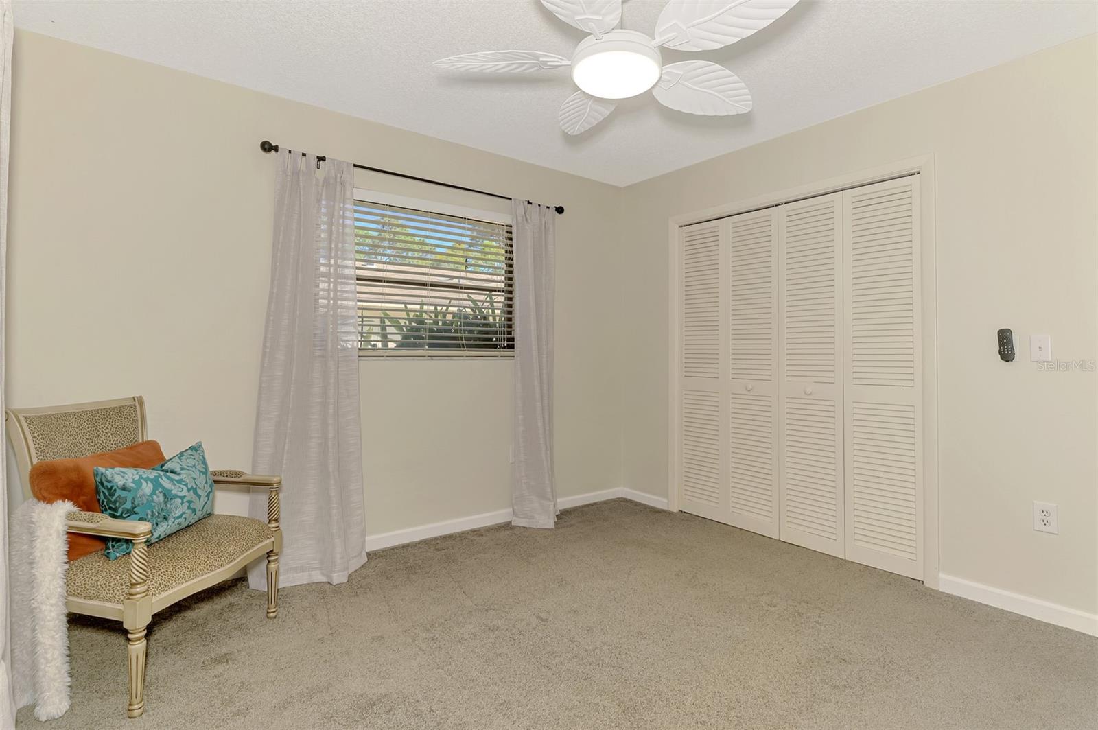 Image 29 of 40 For 2221 Pine View Circle