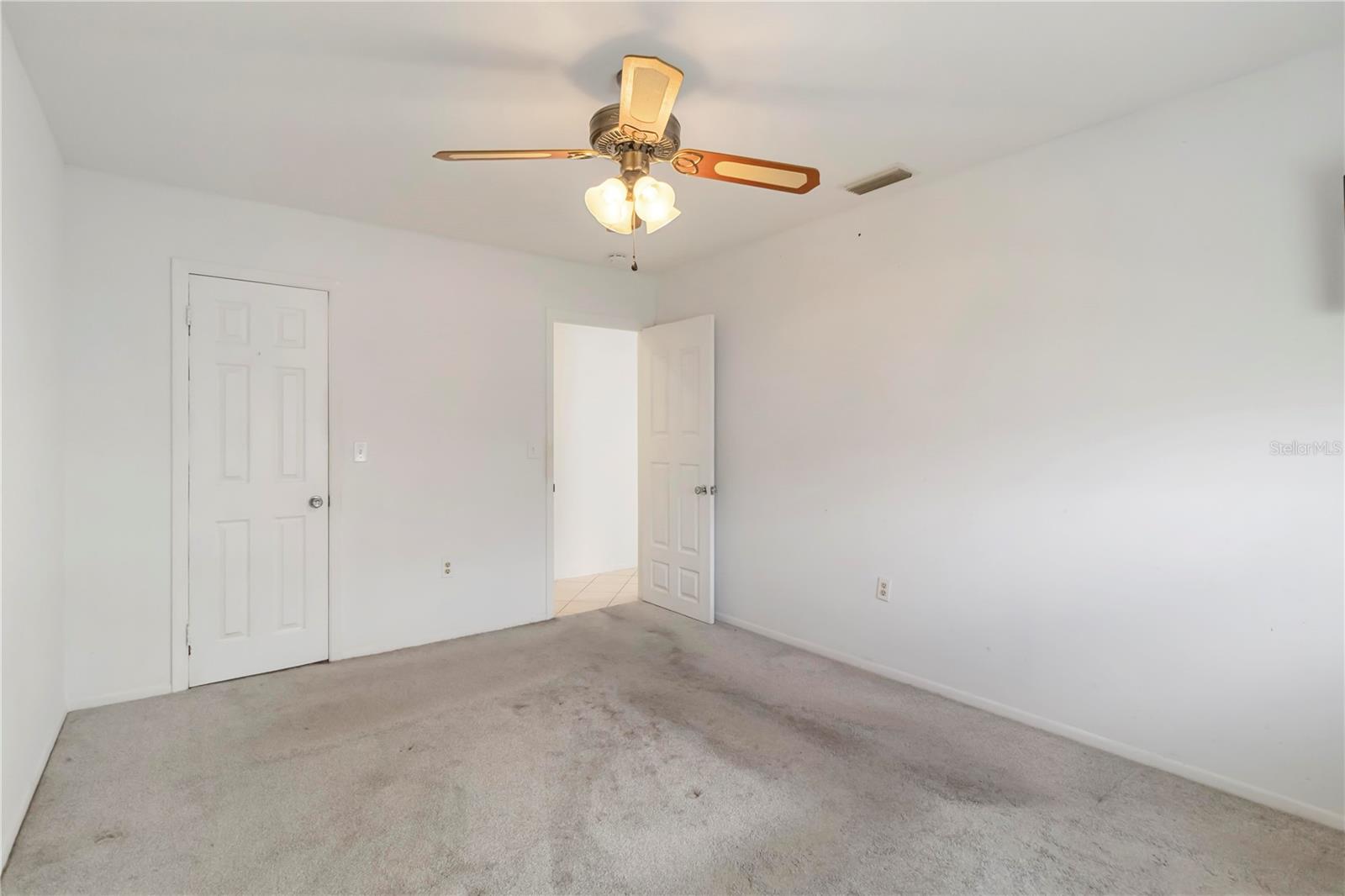 Image 20 of 32 For 5062 White Oak Court