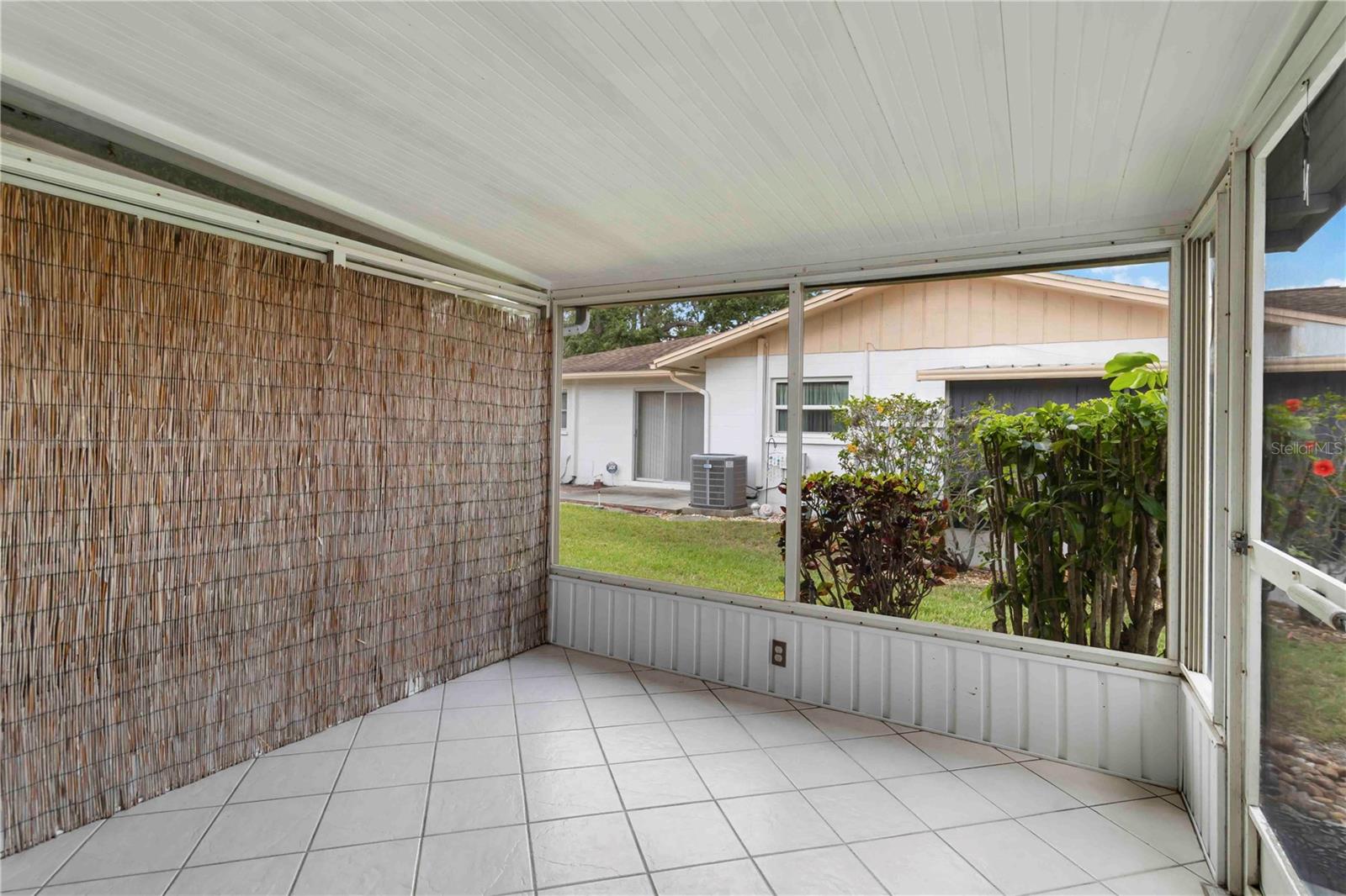 Image 28 of 32 For 5062 White Oak Court
