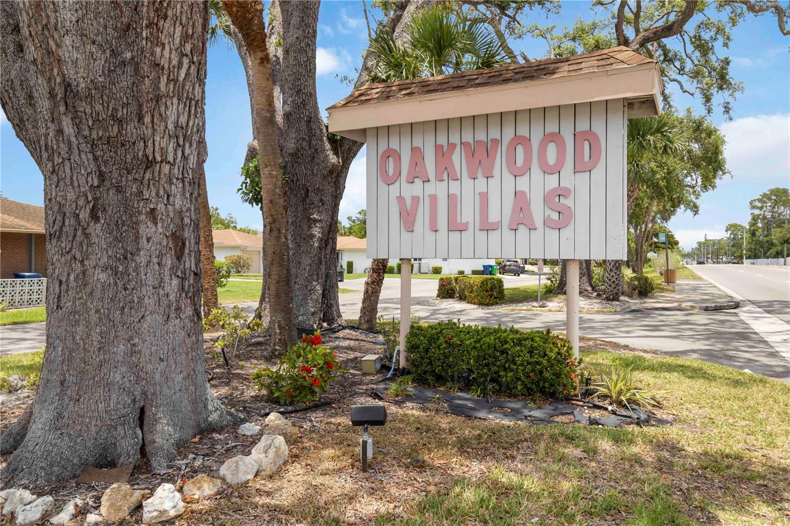 Image 32 of 32 For 5062 White Oak Court