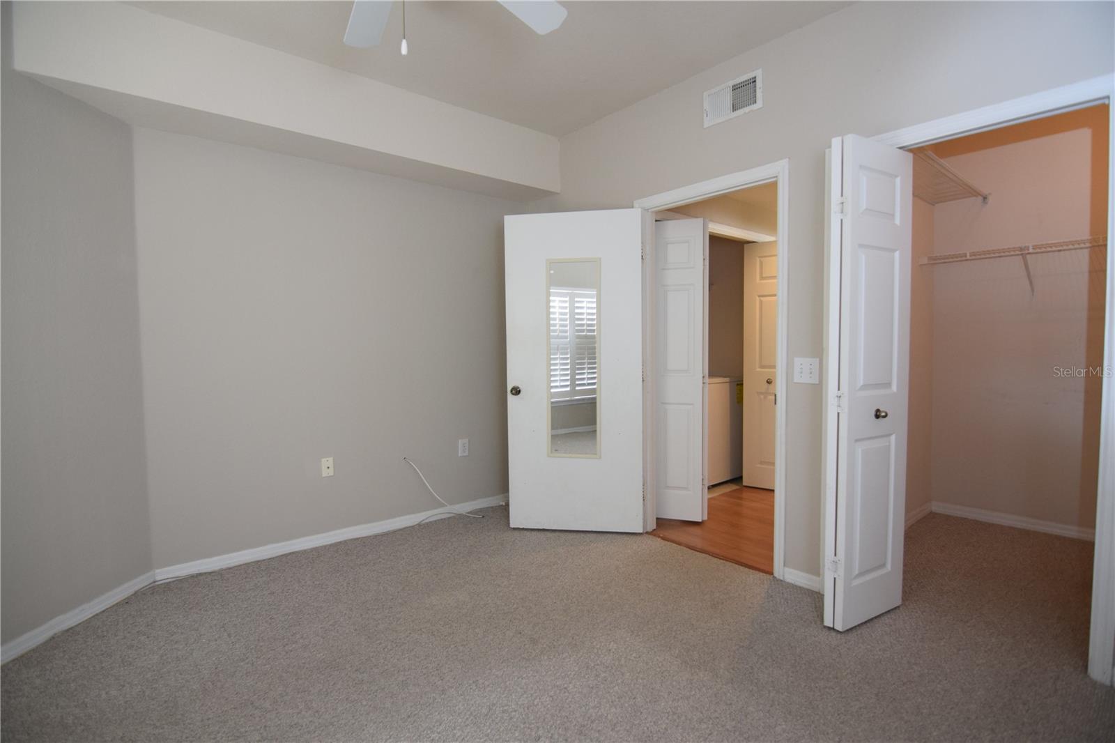 Image 13 of 21 For 5122 Northridge Road 202