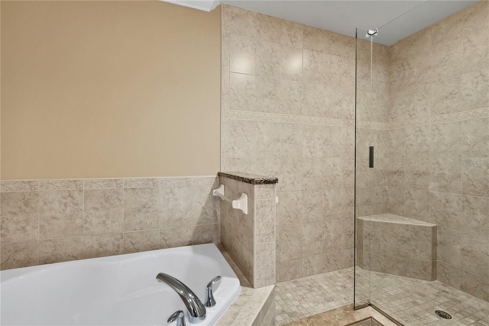 Image 16 of 28 For 7710 Lake Vista Court 203