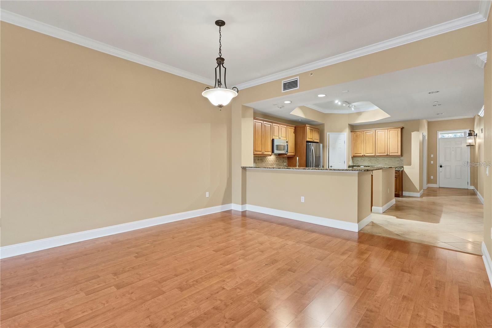 Image 17 of 28 For 7710 Lake Vista Court 203