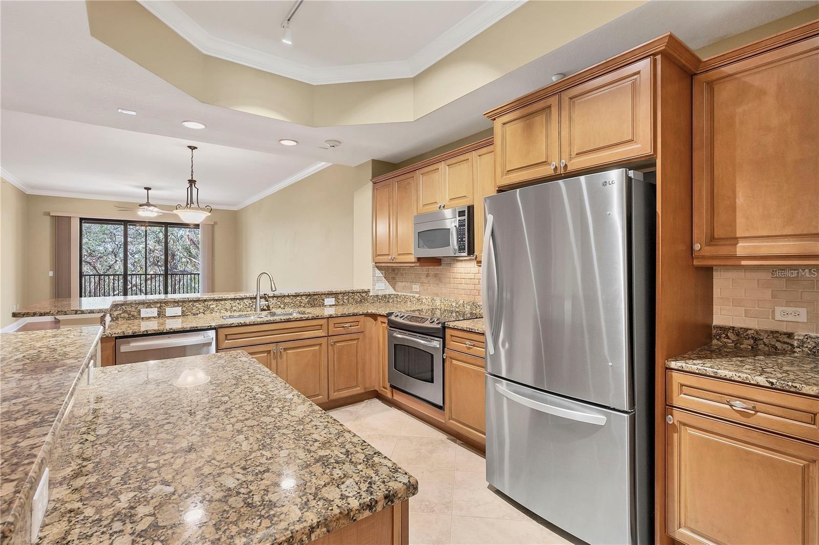 Image 6 of 28 For 7710 Lake Vista Court 203
