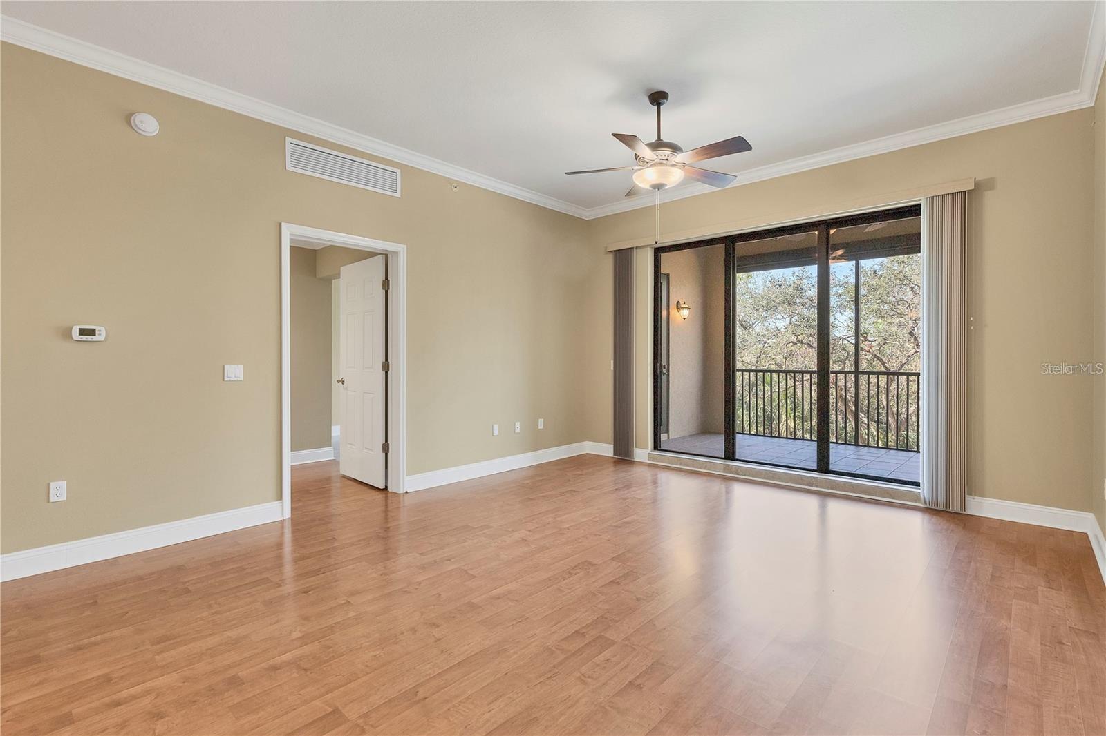 Image 9 of 28 For 7710 Lake Vista Court 203