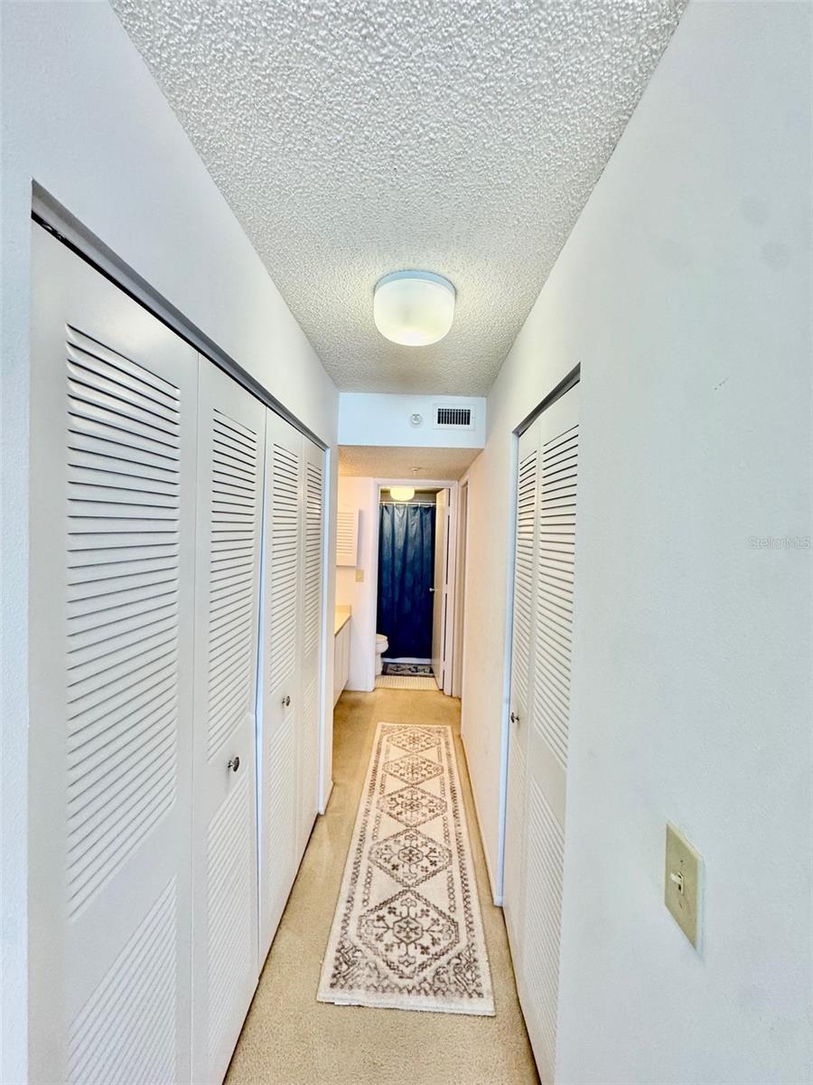 Image 11 of 26 For 2675 Gulf Of Mexico Drive 203