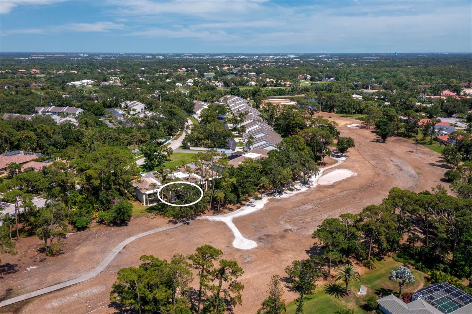 Image 43 of 67 For 6110 Country Club Way 102